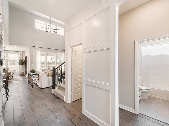 Garner Foyer NOT ACTUAL HOME, REPRESENTATION ONLY