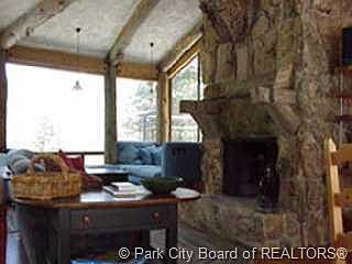 2nd image of 2875 Lift Cir
