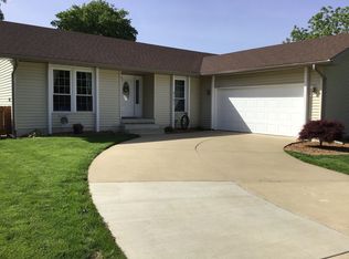 4781 Barberry Ct, Decatur, IL 62526