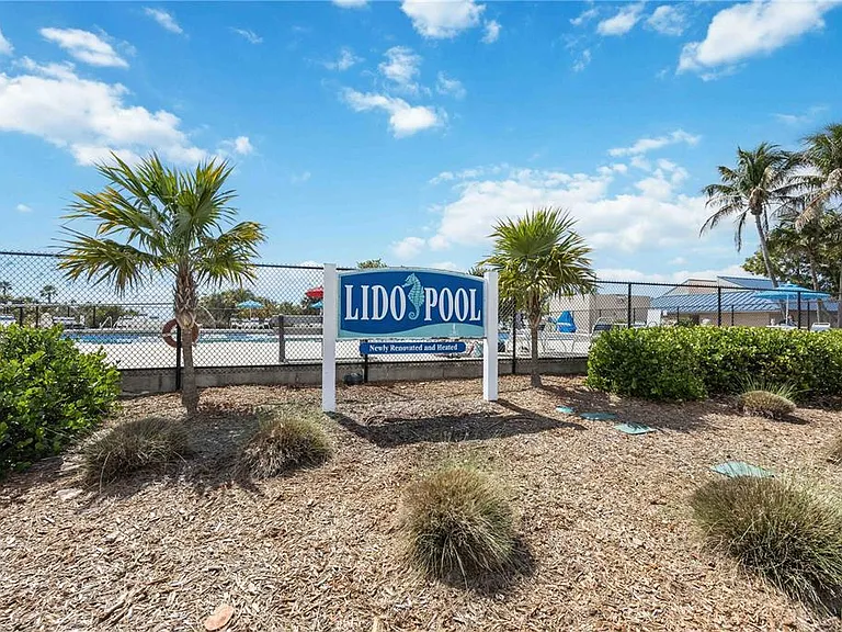 765 John Ringling Blvd #1 — Photo 32