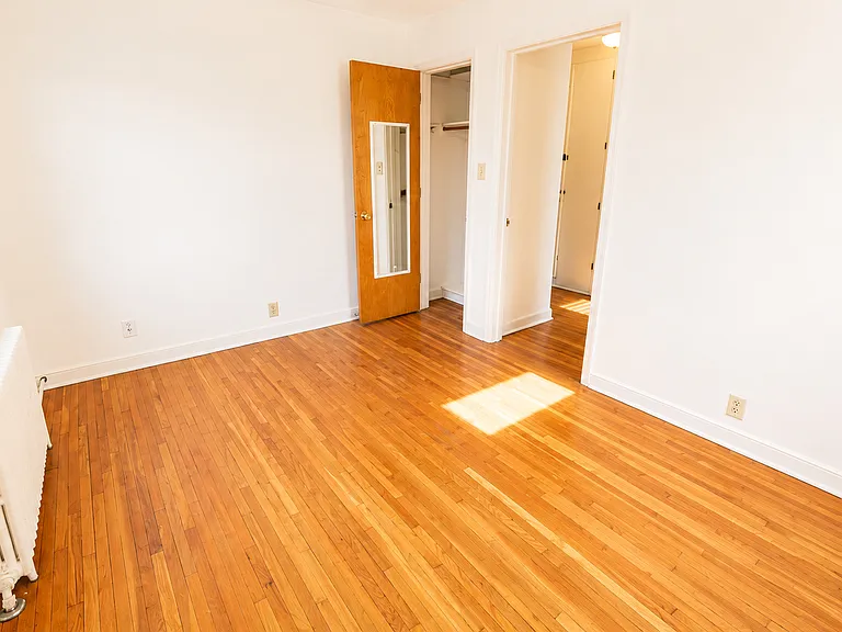 Cleveland/Niles Apartments — Photo 12