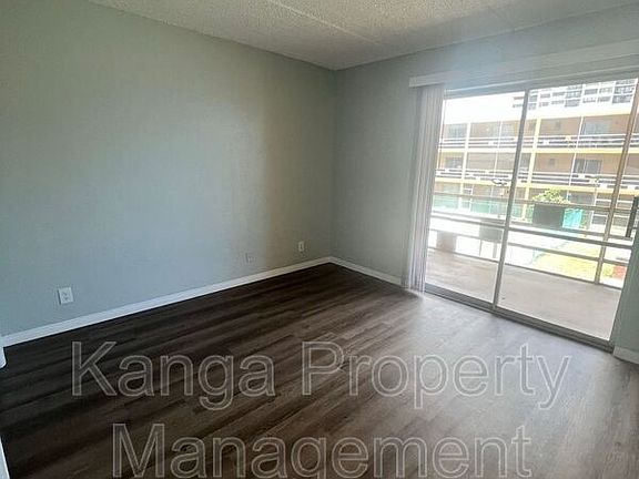 2nd image of 5400 N Flagler Dr #B10
