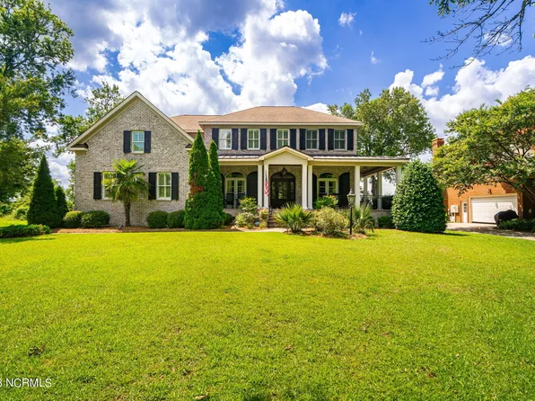 210 Bridge Pointe Drive, New Bern, NC 28562