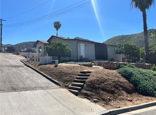 9335 Chimney Rock Ln, El Cajon, CA 92021