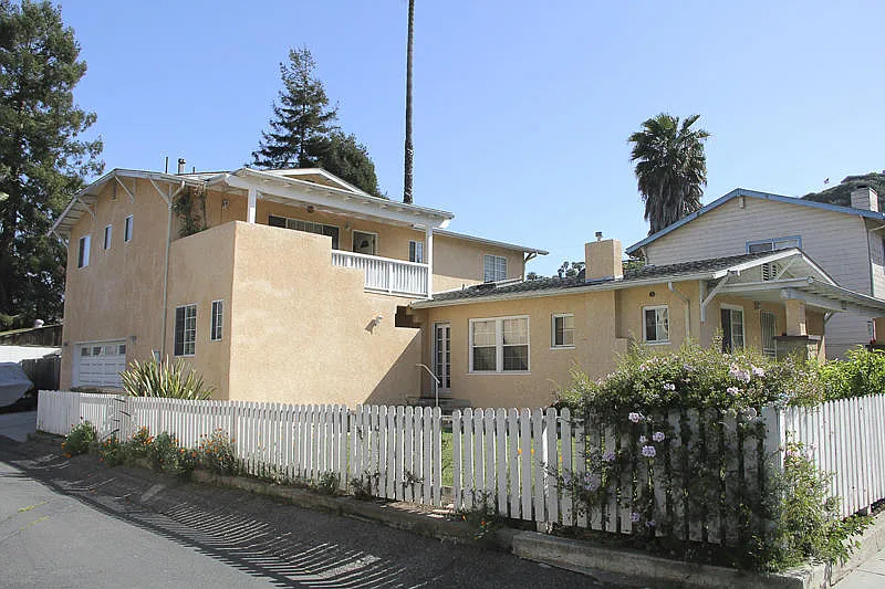 531 W Ortega St