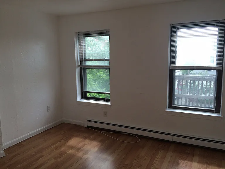 6 Pembroke St #3 — Photo 6