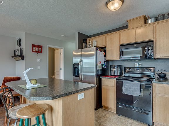 4th image of 7418 NE 59th St