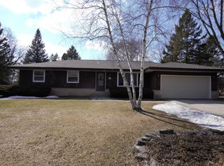 W224N5095 Roberta Dr, Lisbon, WI