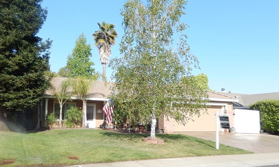 1st image of 2214 Silver Creek Ln