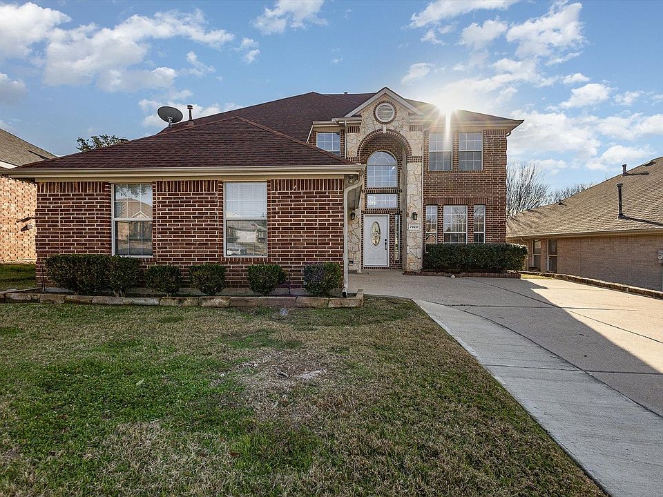 1st image of 7920 Glenway Dr