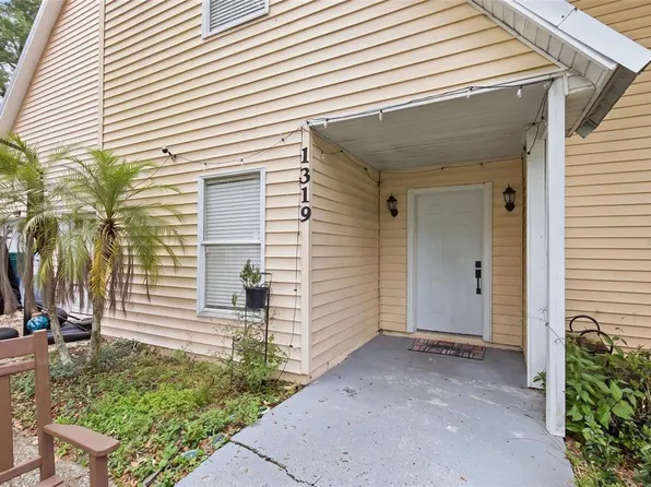 1319 QUINTUPLET DRIVE, CASSELBERRY, FL 32707
