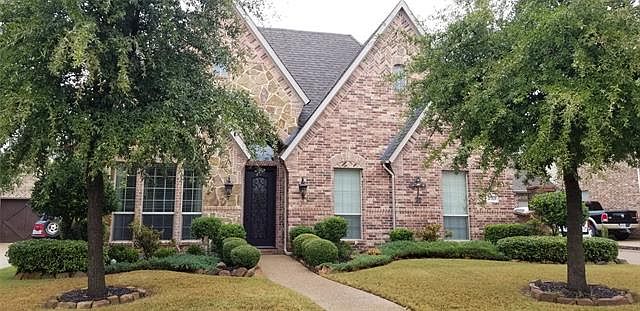 1st image of 2713 Broadway Dr