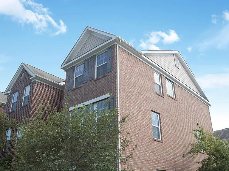 514 Sawcut Ln — Photo 3