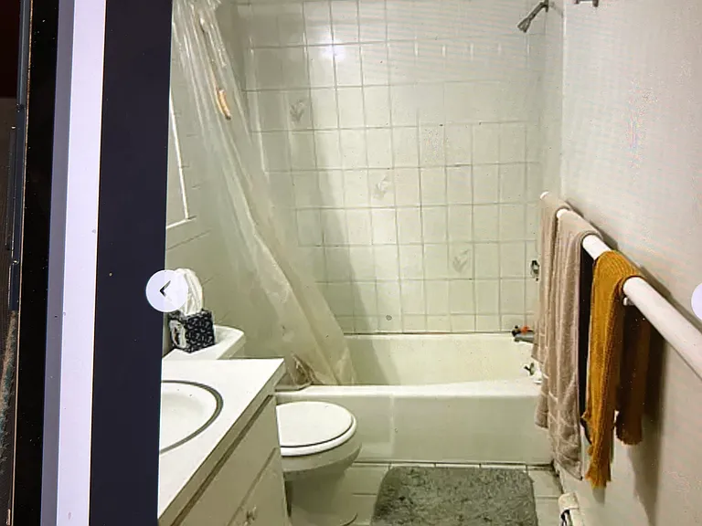 10 Clarendon Ave #2 — Photo 6