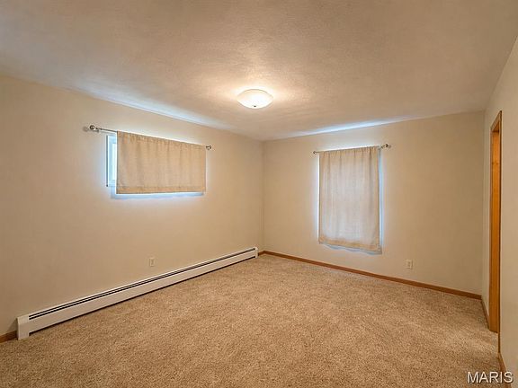 5th image of 424 N 5th St