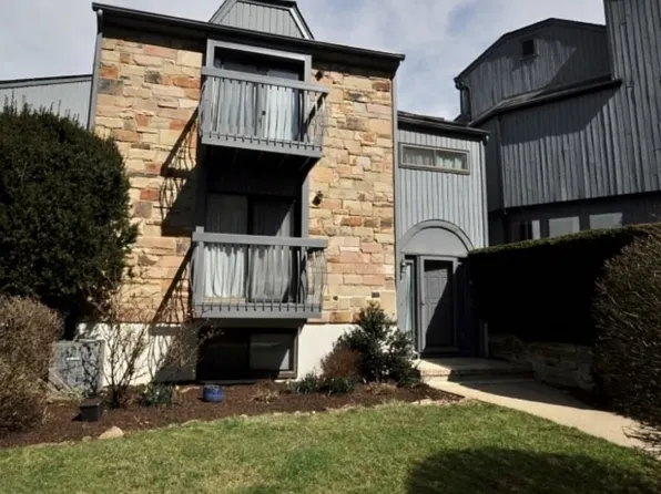 42 Kensington Ct, Washington Twp., NJ 07840