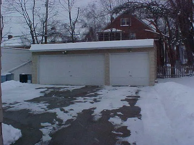 3689 Gridley Rd — Photo 4