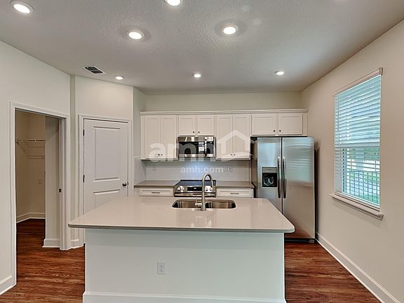 5th image of 8591 Belfort Landing Dr