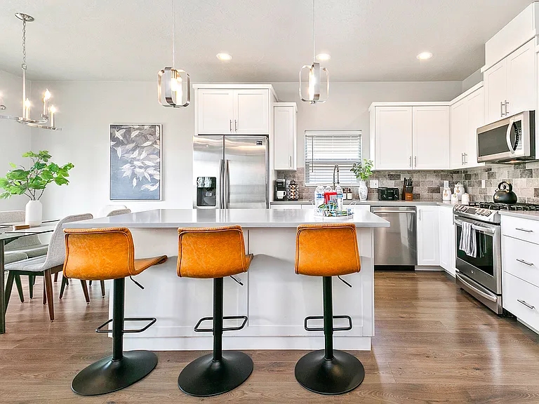 2035 E Oakcrest Dr — Photo 15