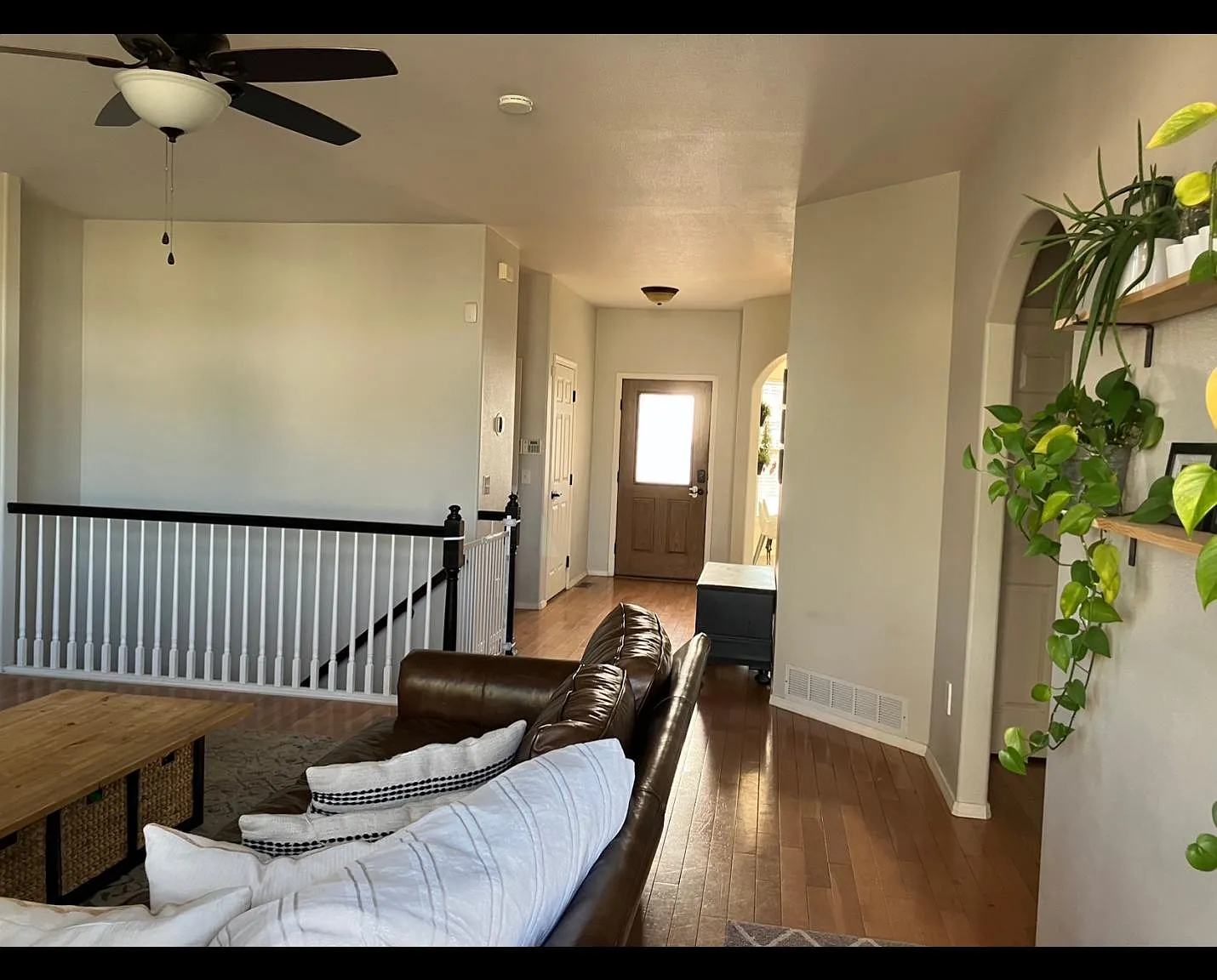 5 bed, 2680 sqft, $2,700 — Photo 4