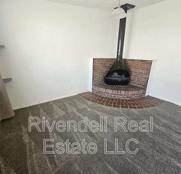 2279 Kendall St — Photo 6