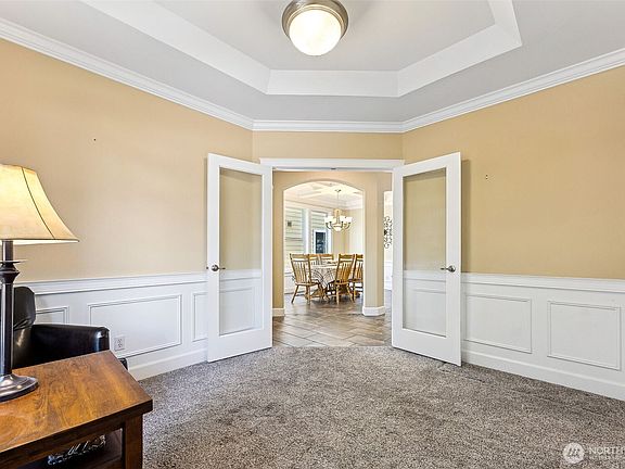 5th image of 11428 179th Avenue Ct E