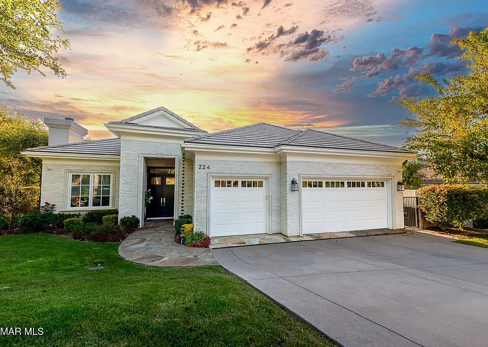 224 Lake Sherwood Dr
