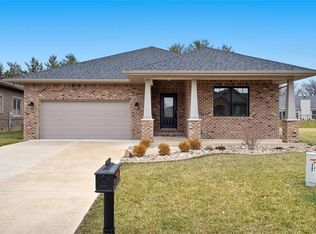 1865 Carrington Way, Swansea, IL 62226