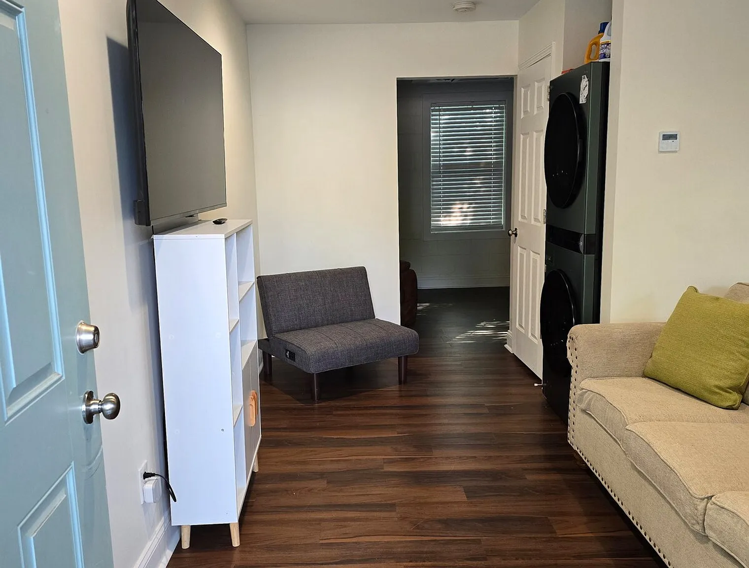 1 bed, 1.0 bath, $1,995 — Photo 2