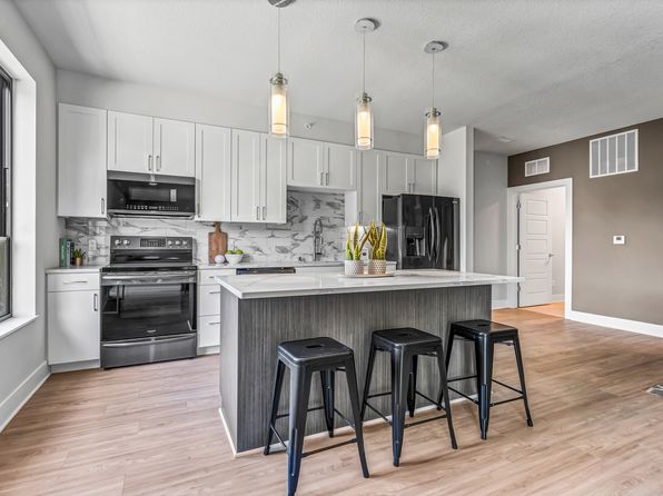 907 Winter St NE UNIT 303
