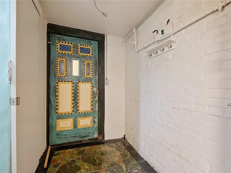 1501 W 9th St #D — Photo 11