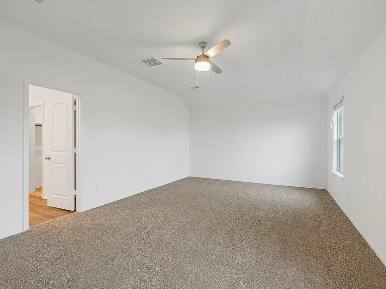 3085 Emerald Ocean Dr — Photo 42