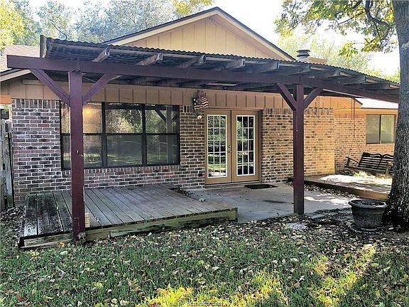 2nd image of 2707 Wilderness Dr N