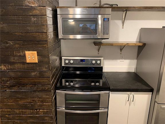 3rd image of 1209 Calico Ln APT 2412