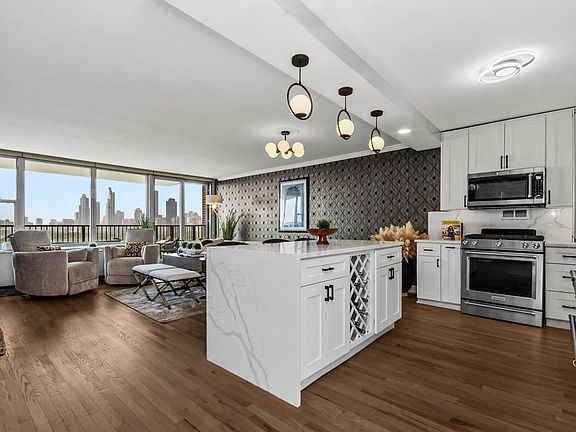 5th image of 400 E Randolph St APT 1405