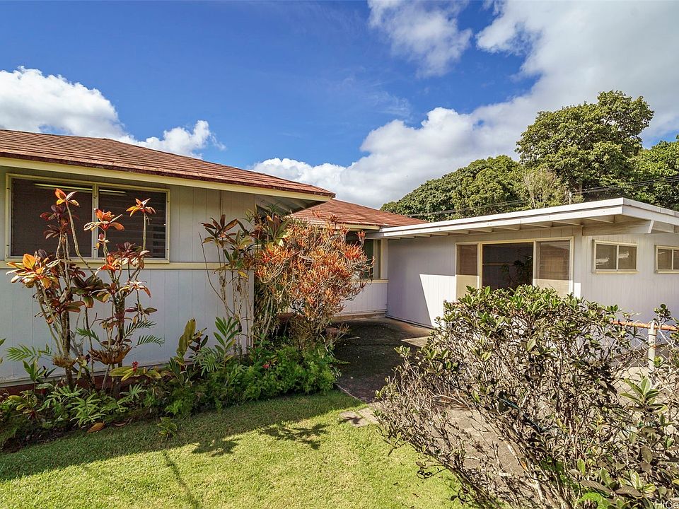 1st image of 11 Nanea Ave