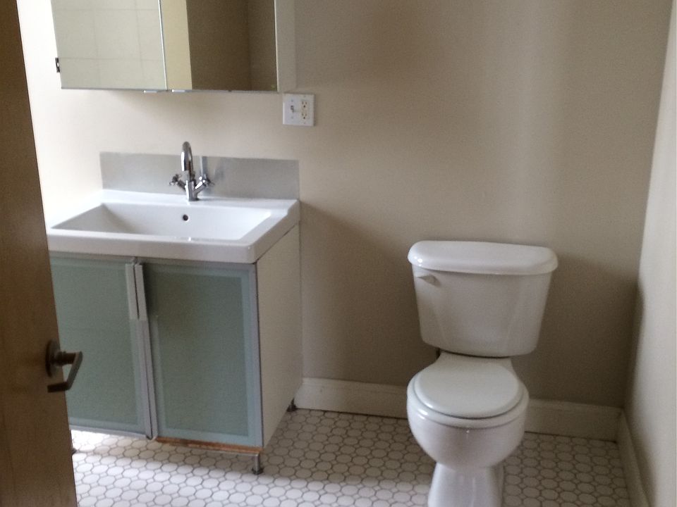 2nd image of 351 Essex St