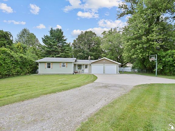 2nd image of 9831 Summerfield Rd