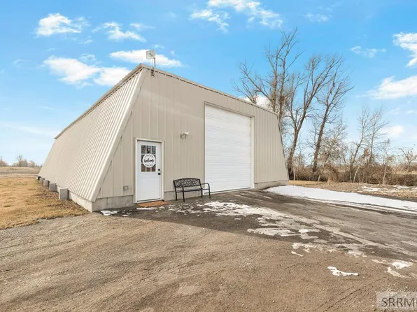 2799 S 3000 W, Rexburg, ID 83440