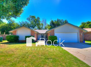 10520 Blue Spruce Rd, Oklahoma City, OK 73162