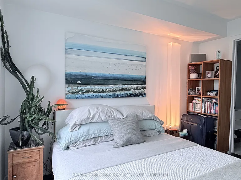 300 Lisgar St #503 — Photo 7