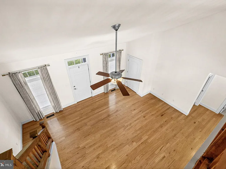 9725 Brock Rd — Photo 19