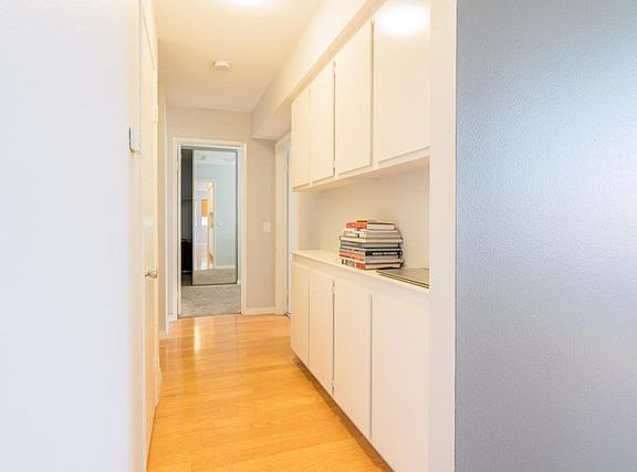 4th image of 1109 Mission Verde Dr