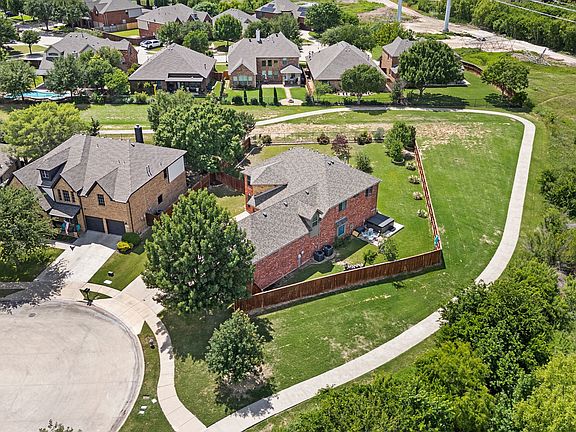 3rd image of 12833 Campolina Way