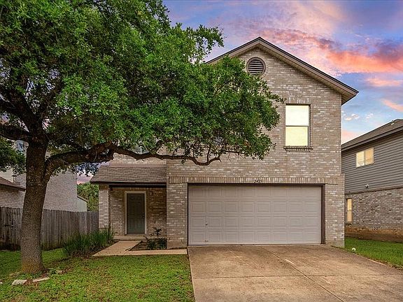 2nd image of 2423 Byfield Dr