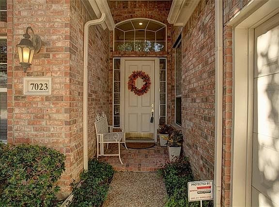 2nd image of 7023 Dogwood Creek Ln