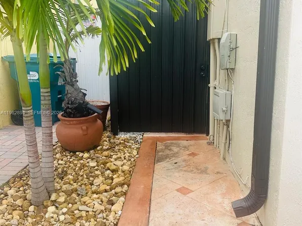 3482 SW 152nd Pl #1, Miami, FL 33185