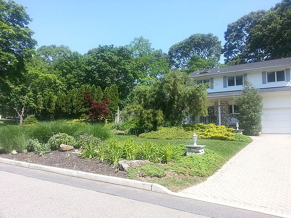 2nd image of 16 Sheryl Cres