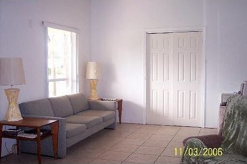 2nd image of 861 NE 142nd St