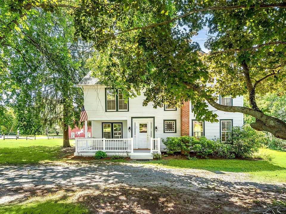 1st image of 24 Woodlawn Avenue